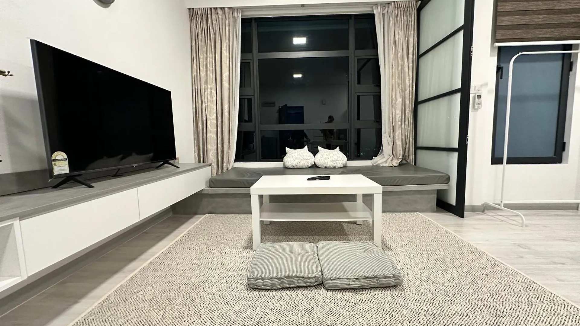L Homestay Jesseltonquay Jq Kk City亚庇市区中心民宿2房1厕 コタキナバル 0*,  マレーシア